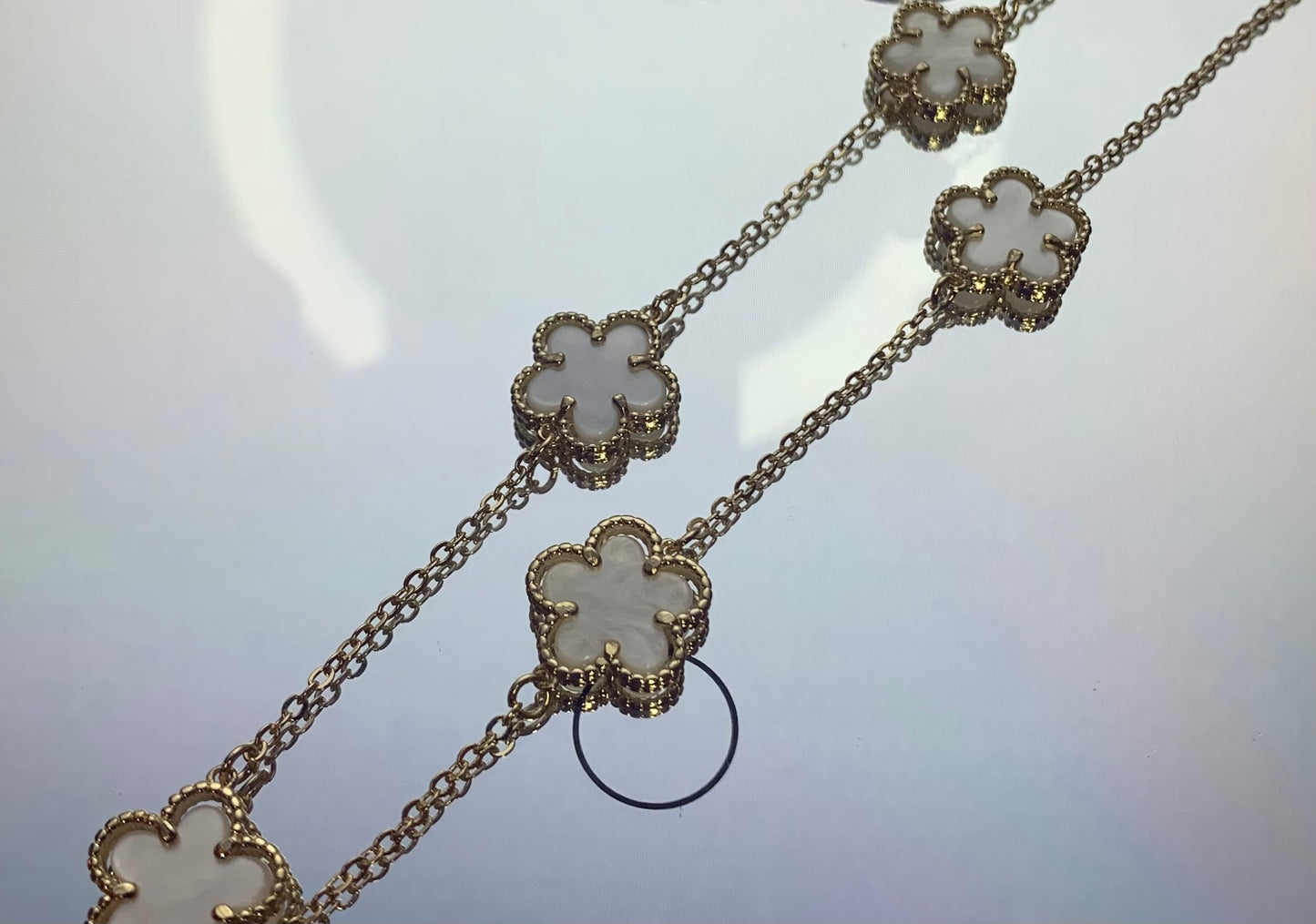 White Flower Necklace